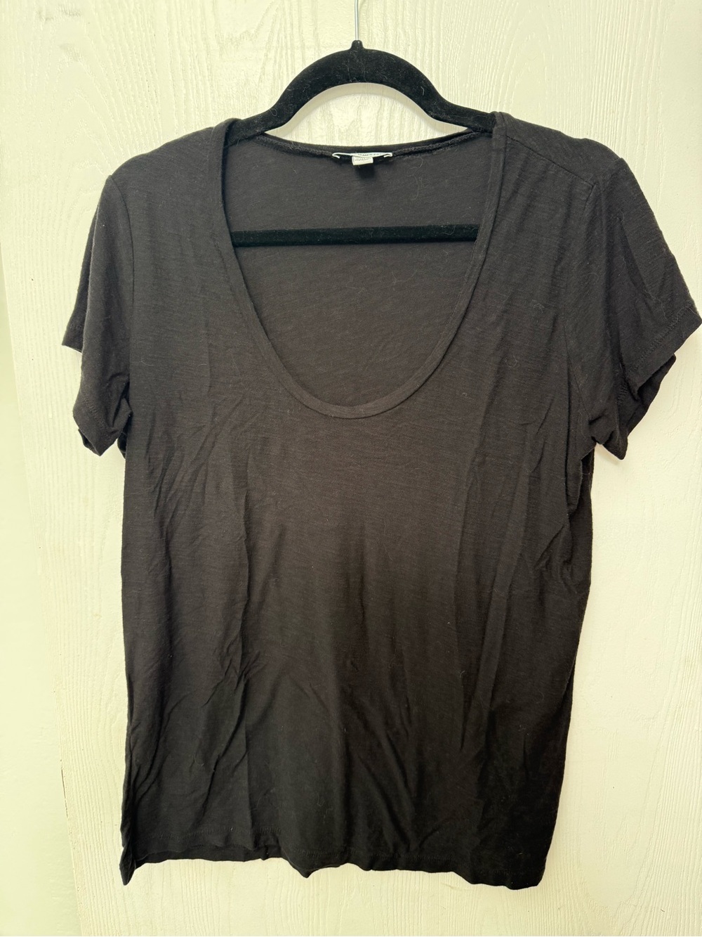 James Perse Black Scoop Neck Short Sleeve Tee